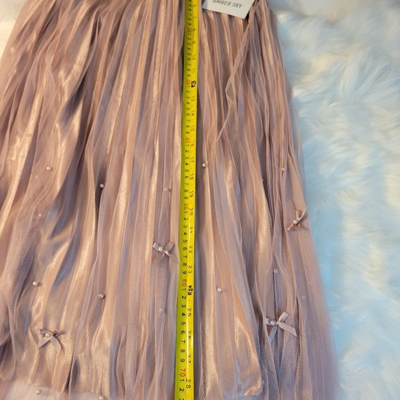 Elegant Pink Pleated Skirt - Picture 7 of 8